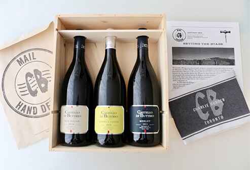 Top view Wine Membership Box